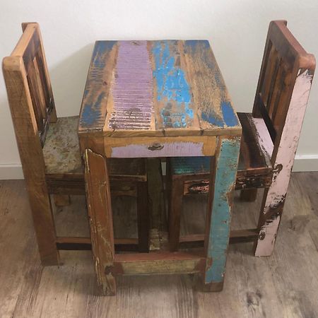 Bel Art Etage Mit Grossem Parkplatz Apartment Haan Luaran gambar
