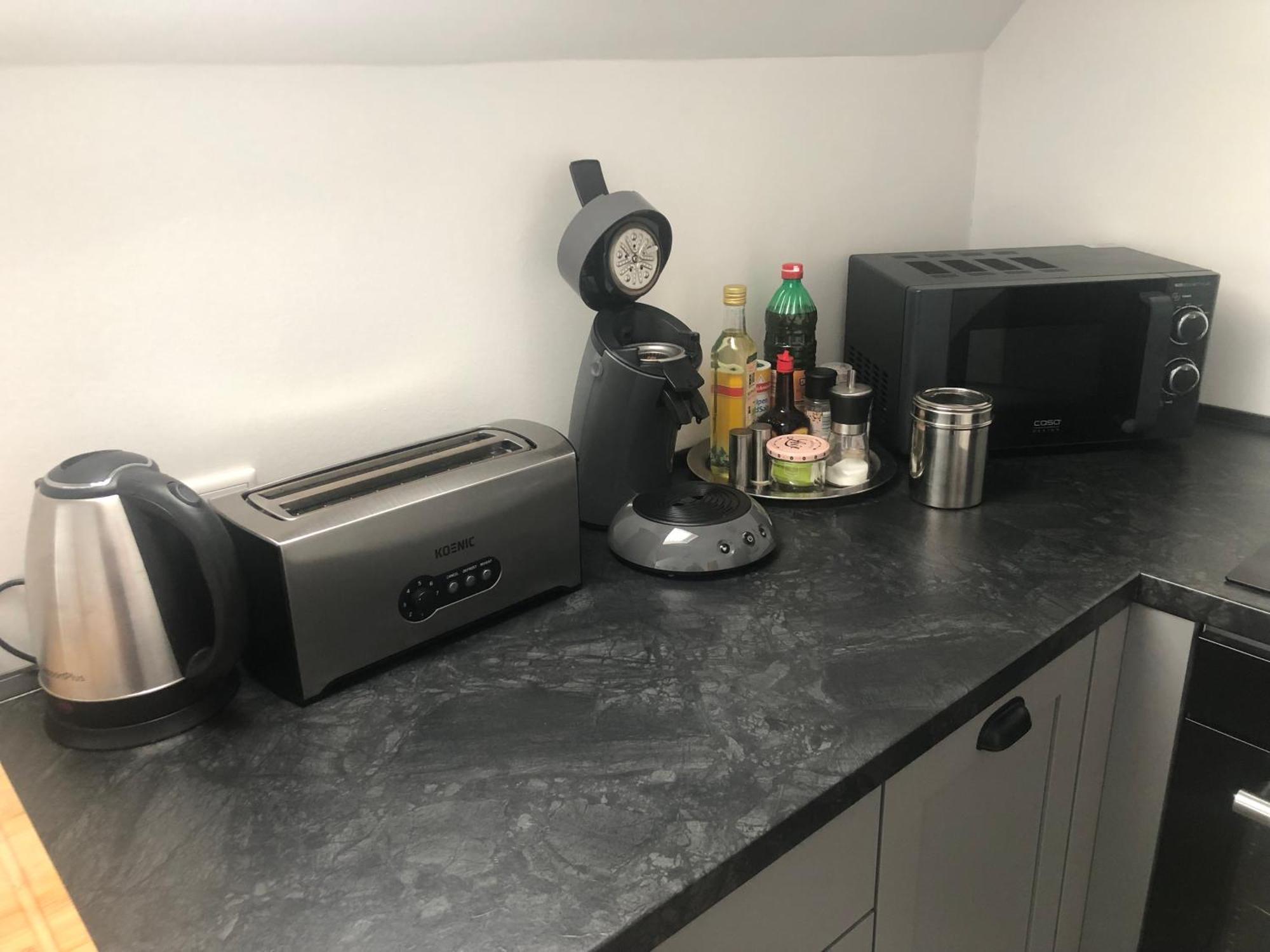 Bel Art Etage Mit Grossem Parkplatz Apartment Haan Luaran gambar