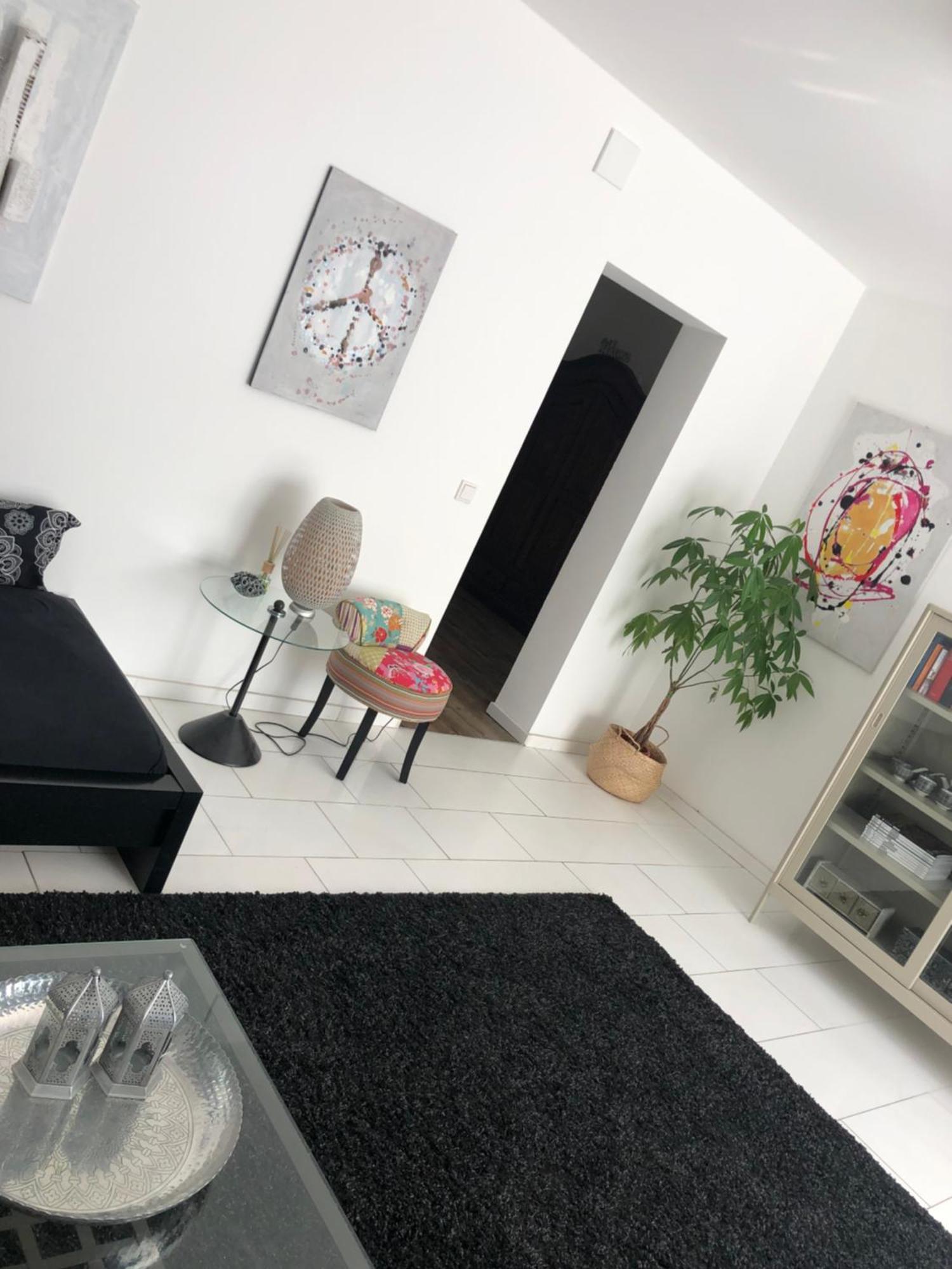 Bel Art Etage Mit Grossem Parkplatz Apartment Haan Luaran gambar